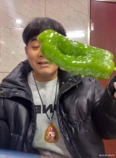 网红徒弟吃瓜图片高清,高清图片揭秘幕后真相 第3张 网红徒弟吃瓜图片高清,高清图片揭秘幕后真相 第3张
