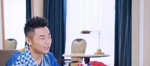 张九南爆料前妻是谁啊视频,揭秘娱乐圈背后的情感纠葛 第1张 张九南爆料前妻是谁啊视频,揭秘娱乐圈背后的情感纠葛 第1张